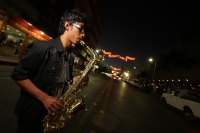 Sábado 14 de diciembre del 2013. Tuxtla Gutiérrez.  100 esquinas, 100 jóvenes! La propuesta creativa de los artistas y creadores en las avenidas y calles de la ciudad.