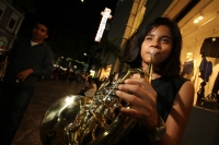 Sábado 14 de diciembre del 2013. Tuxtla Gutiérrez.  100 esquinas, 100 jóvenes! La propuesta creativa de los artistas y creadores en las avenidas y calles de la ciudad.