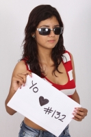 Martes 3 de julio del 2012. Tuxtla Gutiérrez, Chiapas. Nuestra amiga Rebeca nos interpreta modelando los movimientos juveniles actuales.