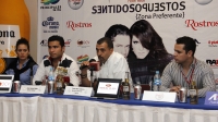 Lunes 27 de agosto del 2012. Tuxtla Gutiérrez, Chiapas. Daniel Gaitán presenta esta mañana el próximo concierto del grupo Sentidos Opuestos en esta ciudad.