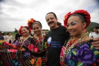 Jueves 4 de noviembre. Héctor González de Iniciativa México durante el banderazo de salida del proyecto fuente de Proteínas en la ciudad de Tuxtla Gutiérrez, Chiapas