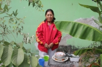 Viernes 1 de diciembre del 2017. Tuxtla Gutiérrez. Dos meses de espera mantienen a una familia en espera de la ayuda prometida después del fuerte sismo del 7 de septiembre en la Colonia 24 de junio de la capital del estado de Chiapas.