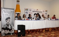 Lunes 27 de agosto del 2012. Tuxtla Gutiérrez, Chiapas. Daniel Gaitán presenta esta mañana el próximo concierto del grupo Sentidos Opuestos en esta ciudad.