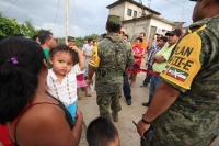 Lunes 9 de septiembre del 2013. Tuxtla Gutiérrez. Habitantes de la colonia 6 de junio ubicada en el lado oriente sur de Tuxtla continúan denunciando la falta de atención al reblandecimiento de la tierra y los constantes derrumbes en esta zona popular de l