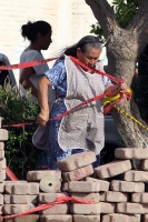 Lunes 16 de julio del 2012. Tuxtla Gutiérrez, Chiapas. Pobladores en las cercanías del Rio Sabinal exigen a las autoridades que se audite y controle las obras que se ubican en las cercanías de la 8ª oriente puesto que varias de las casas-habitación presen