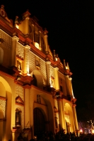EL GUITARRISTA ESPAÑOL VICENTE AMIGO DURANTE SU PRESENTACIÓN EN LA INAUGURACION DEL FESTIVAL CERVANTINO BARROCO QUE SE REALIZA EN LA CIUDAD DE SAN CRISTOBAL DE LAS CASAS.