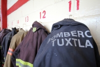 Miércoles 18 de diciembre del 2013. Tuxtla Gutiérrez. Los bomberos de la ciudad mantienen la huelga que sostienen y afirman que continuaran priorizando las acciones de los rescatistas hasta que los recursos como la gasolina y los insumos propios den abast