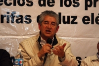 Foto/Meridiano90: Comitán, Chis; 11 de febrero.- El diputado del PRI, César Augusto Santiago Ramírez declaró que no le interesa el proceso de elección para renovar la dirigencia del PRI estatal, porque quien gane “ya sea Chana o Juana”, de “todos modos, n