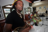 EL GRUPO IMALALI Y LA COLECTIVA GARIFUNA DE CENTROAMERICA SE PRESENTA EN LA CIUDAD DE SAN CRISTOBAL DE LAS CASAS EN CONCIERTO EN LA  UNICH ESTA TARDE.