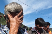 Viernes 17 de enero del 2014. San Pedro Chenalho. Foto/Miradasur. Pobladores desplazados de la comunidad Puebla regresan esta mañana al ejido pedrano para intentar cosechar el café en esta comunidad.
