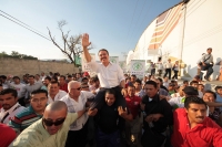 Lunes 21 de mayo del 2012. Tuxtla Gutiérrez, Chiapas. Samuel Córdova Cordero durante su inscripción como candidato a