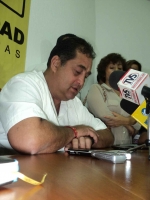Miércoles 1 de agosto del 2012. Tuxtla Gutiérrez, Chiapas. Luis Raquel Cal y Mayor durante la conferencia de esta mañana en las instalaciones del PRD chiapaneco habla sobre la pugna que la dirigencia nacional mantiene con los militantes estatales.
