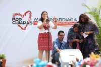 Jueves 3 de abril del 2012. Marvín Arriaga se registra esta mañana como candidata.