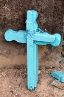 Jueves 1 de noviembre del 2012. Tuxtla Gutiérrez, Chiapas. Los panteones y sus tumbas presentan un reflejo cabal de la personalidad de los pueblos que los alberga, las historias de sus gentes y su paso por su devenir esta presente en cada uno de sus entie Jueves 1 de noviembre del 2012. Tuxtla Gutiérrez, Chiapas. Los panteones y sus tumbas presentan un reflejo cabal de la personalidad de los pueblos que los alberga, las historias de sus gentes y su paso por su devenir esta presente en cada uno de sus entie