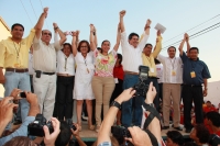 Miércoles 23 de mayo del 2012. Tuxtla Gutiérrez, Chiapas. Carlos Morales Vázquez realiza esta tarde su registro como candidato del PRD para contender por la presidencia de esta municipalidad