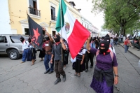 LA MARCHA EN CONTRA DE LA VIOLENCIA EN LA CIUDAD DE SAN CRISTOBAL DE LAS CASAS FUE ENCABEZADA POR LOS COMANDANTES DAVID Y TACHO DEL EZLN, QUIENES LEYERON LOS COMUNICADOS POLITICOS DEL GRUPO INDIGENA EN LA PALZA DE LA PAZ DE ESTA CIUDAD DEL SURESTE DE MEXI