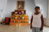 2021101. Chiapa de Corzo. El Altar Familiar en los días de los Santos Difuntos en comunidad de  la ribera del Río Grande