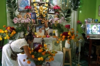 2021101. Chiapa de Corzo. El Altar Familiar en los días de los Santos Difuntos en comunidad de  la ribera del Río Grande