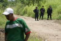 Sábado 7 de agosto. Corporaciones policíacas desalojan el asentamiento en los terrenos aledaños a la colonia Vida Mejor y en las cercanías del sistema de agua del norte de la ciudad.