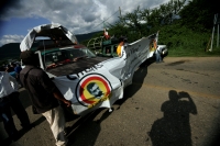 Martes 10 de agosto. Campesinos y labriegos de las comunidades de Ixtapa y sus alrededores se manifiestan bloqueando la carretera entre las ciudades de Chiapa de Corzo y Acala para exigir que las autoridades intervengan y se hagan cargo de la administraci