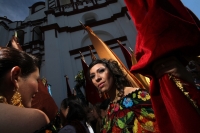 Viernes 17 de enero del 2014. Chiapa de Corzo. La Salida de Banderas da comienzo al recorrido que Parachicos y Chiapanecas realizan este día en honor a San Antonio Abad dentro de las festividades patronales de esta comunidad de la Ribera del Rio Grande de