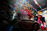 Miércoles 16 de agosto del 2017. Tuxtla Gutiérrez. La Levantada la Danza de San Roque esta mañana en la casa del maestro Cecilio donde se reúne este grupo para recorrer las calles de la ciudad celebrando el ritual del Santo Patrono del antiguo barrio del 