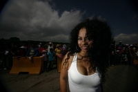 Las jóvenes bellezas chiapanecas acompañan el segundo día de actividades en el viejo aeropuerto Llano San Juan donde se realiza la final del serial de Arrancones Bicentenario 2010  Ah, si es cierto…!! A lo mejor también subo un par de aspectos de los arra