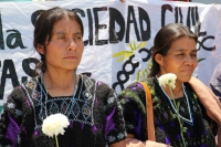 Martes 11 de agosto del 2015. Tuxtla Gutiérrez. Pobladores de la comunidad de desplazados de Acteal de San Pedro Chenalho se manifiestan en la capital del estado de Chiapas para protestar por la libertad otorgada hace 6 años a los autores materiales del c Martes 11 de agosto del 2015. Tuxtla Gutiérrez. Pobladores de la comunidad de desplazados de Acteal de San Pedro Chenalho se manifiestan en la capital del estado de Chiapas para protestar por la libertad otorgada hace 6 años a los autores materiales del c
