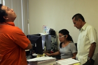 Periodistas que cubren la fuente de la Nota Roja son citados por el juez del segundo distrito en Tuxtla Gutiérrez en torno a los hechos violentos ocurridos en meses pasados en esta ciudad donde la autoridad involucra a miembros de la banda de los Zetas. E