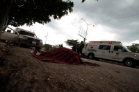 Miércoles 19 de junio del 2018. Tuxtla Gutiérrez. Un tráiler sin frenos se estrella contra varios vehí­culos en el crucero La Carreta en el poniente de la capital del estado de Chiapas. Al momento se reportan varios vehí­culos afectados y varios muerto