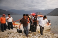Una lancha de la CONAM se accidentó este medio dÃa en las aguas del Cañón del Sumidero dejando como saldo al menos tres personas muertas y una veintena de heridos; la lancha realizaba un curso de capacitación ambiental a locatarios del mercado del municip Una lancha de la CONAM se accidentó este medio dÃa en las aguas del Cañón del Sumidero dejando como saldo al menos tres personas muertas y una veintena de heridos; la lancha realizaba un curso de capacitación ambiental a locatarios del mercado del municip