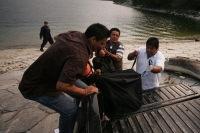 Una lancha de la CONAM se accidentó este medio día en las aguas del Cañón del Sumidero dejando como saldo al menos tres personas muertas y una veintena de heridos; la lancha realizaba un curso de capacitación ambiental a locatarios del mercado del municip