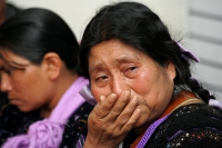 Lunes 20 de diciembre. Los familiares de los aún presos del caso Acteal y los indígenas liberados en los meses pasados hablan sobre la situación de las comunidades de Chenalho y solicitan a las autoridades la ayuda de las autoridades para la reconciliació