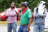 Lunes 19 de junio del 2017. Tuxtla Gutiérrez. Aspectos del bloqueo que el Movimiento de la Asamblea Estatal Democrática, las diferentes Escuelas Normales y grupos de estudiantes chiapanecos realizan en el libramiento norte y en la Torre Chiapas.
