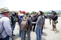 Lunes 19 de junio del 2017. Tuxtla Gutiérrez. Aspectos del bloqueo que el Movimiento de la Asamblea Estatal Democrática, las diferentes Escuelas Normales y grupos de estudiantes chiapanecos realizan en el libramiento norte y en la Torre Chiapas. Lunes 19 de junio del 2017. Tuxtla Gutiérrez. Aspectos del bloqueo que el Movimiento de la Asamblea Estatal Democrática, las diferentes Escuelas Normales y grupos de estudiantes chiapanecos realizan en el libramiento norte y en la Torre Chiapas.