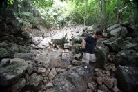 El centro ecoturístico El Aguacero en el municipio de Ocosocuautla ha sufrido intensas lluvias lo que ha ocasionado daños en su infraestructura, perdiéndose entre el alude rocas, el mirador principal, el bloque de la gruta y la perdida del puente principa