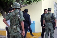Lunes 22 de noviembre. Una llamada telefónica ocasionó la movilización de las corporaciones policíacas del ejército mexicano alertando de una Bomba en las instalaciones del Hospital del Seguro Social en la colonia Las Palmas. El reporte preliminar corrobo