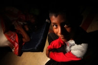 Martes 3 de junio del 2014. Arriaga. Familias de la Comunidad Punta Flor son trasladadas al albergue de manera preventiva por las intensas lluvias de los próximos días en las pesquerías de la costa de Chiapas.