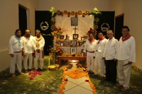 Martes 1 de noviembre del 2016. Tuxtla Gutiérrez. El Museo de la Ciudad de la capital del estado de Chiapas realiza una ofrenda típica de la comunidad Zoque la cual es acompañada por los músicos tradicionales durante la velada de esta noche.