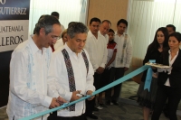 Martes 6 de diciembre. Álvaro Colom en Chiapas
