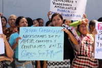 Martes 7 de marzo del 2017. Tuxtla Gutiérrez. Ambulantes del primer cuadro de la ciudad protestan por los constantes operativos y la persecución de los fiscales municipales Martes 7 de marzo del 2017. Tuxtla Gutiérrez. Ambulantes del primer cuadro de la ciudad protestan por los constantes operativos y la persecución de los fiscales municipales