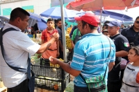 Viernes 2 de diciembre del 2016. Tuxtla Gutiérrez. Polémica política es causada por la decisión de los locatarios del Mercado Viejo de salir a la calle para competir con el ambulantaje en el primer cuadro de Tuxtla