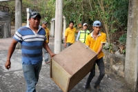 Lunes 31 de marzo del 2014. Chiapa de Corzo. Esta noche continúan las labores de rescate de varias especies de animales de las instalaciones de lo que fuera el Parque Ecoturístico Amikuu dentro del Cañón del Sumidero donde los especialistas del Zoológico 