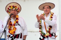sábado 9 de junio del 2018. Bochil. Andres Manuel Lopez Obrador está localidad indÃÂgena acompañado de Rutilio Escandon Cadenas candidato al Gobierno de Chiapas por los partidos de Juntos Haremos Historia conformada por MORENA, PT y NA. sábado 9 de junio del 2018. Bochil. Andres Manuel Lopez Obrador está localidad indÃÂgena acompañado de Rutilio Escandon Cadenas candidato al Gobierno de Chiapas por los partidos de Juntos Haremos Historia conformada por MORENA, PT y NA.