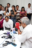 Sábado 19 de mayo del 2012. Tuxtla Gutiérrez, Chiapas. Andrés Manuel López Obrador, Aspirante a la Presidencia por las Izquierdas de México, habla en el estado originario de Elba Ester Gordillo sobre acabar con el corporativismo sindical  en el país.
