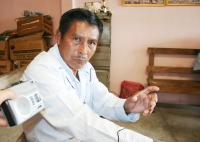 Venustiano Carranza, Chis. 17 de Septiembre. Preso por siete años y siete meses, el líder histórico de la Casa del Pueblo, Ángel Hidalgo Espinoza, fue liberado el jueves, luego de ser otorgada la suspensión de su sentencia de 32 años que lo tenía tras las
