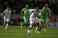 Sábado 4 de diciembre del 2014. Tuxtla Gutiérrez. Acciones del partido entre Jaguares de Chiapas y los tiburones de Veracruz, esta noche en el estadio Zoque de la capital del estado de Chiapas.