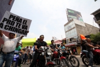 Sábado 19 de mayo del 2012. Tuxtla Gutiérrez, Chiapas. Jóvenes de diferentes estratos sociales y de organización políticas se manifiestan durante la denominada marcha Anti-Peña Nieto, donde fue notoria la dirección de varias personas a lo que las convocad
