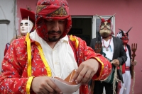 Domingo 29 de septiembre del 2019. Tuxtla Gutiérrez. Los Arcángeles y Demonios en constante lucha son representados durante el recorrido del Baile de San Miguel Arcángel