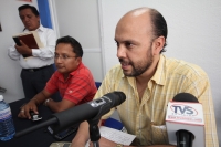 Viernes 25 de mayo 2012. Tuxtla Gutiérrez, Chiapas. Rafa Jiménez Arechar en conferencia de prensa habla sobre las impugnaciones del TRIFE.